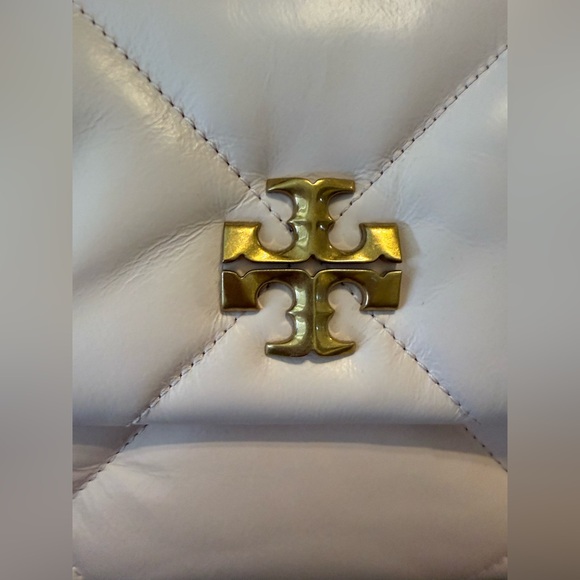 Tory Burch Blush Quilted Kira Shoulder Bag - Picture 6 of 9